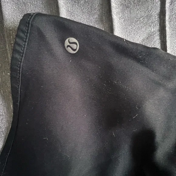 Lululemon shorts. Unique style! - Picture 4 of 4